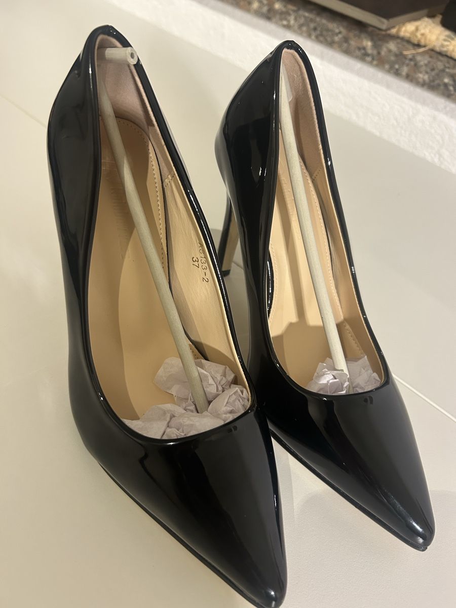 Damenschuhe: Escarpins noirs vernis taille 37 – Neu und originalverpackt aus chamoson von agr_y2m5